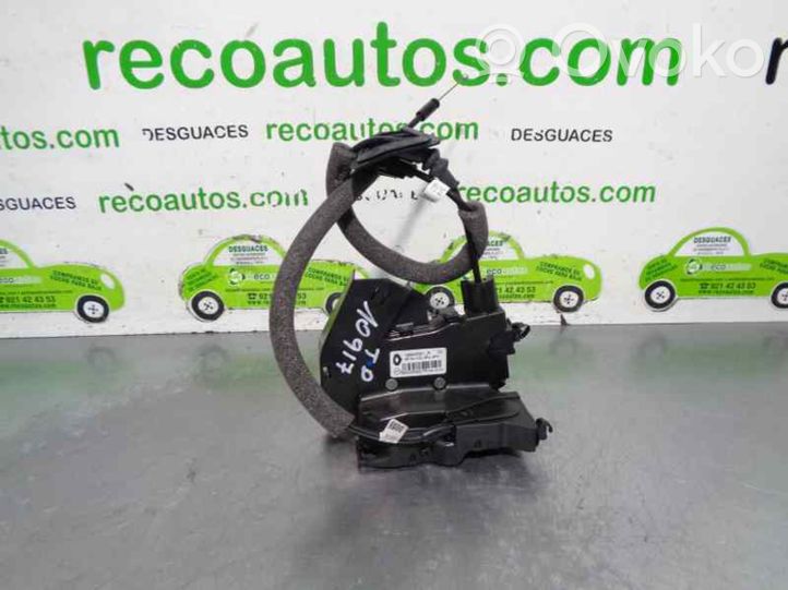 Renault Megane IV Serrure de porte arrière 825027877R