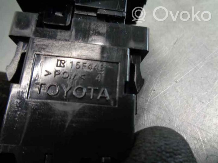 Toyota Corolla E120 E130 Inne przełączniki i przyciski 15F448