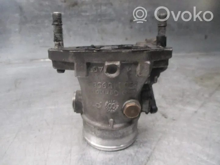 Audi A4 S4 B6 8E 8H Boîtier papillon 8E0145950A