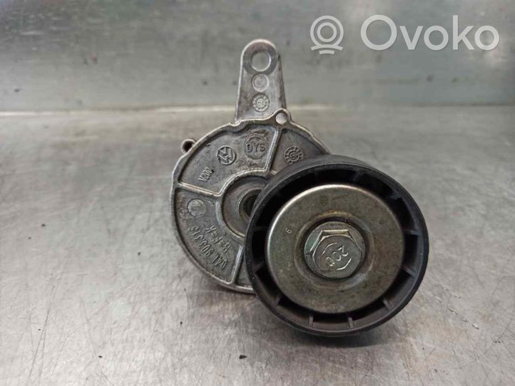 Seat Arona Diržo įtempėjas 04L903315B