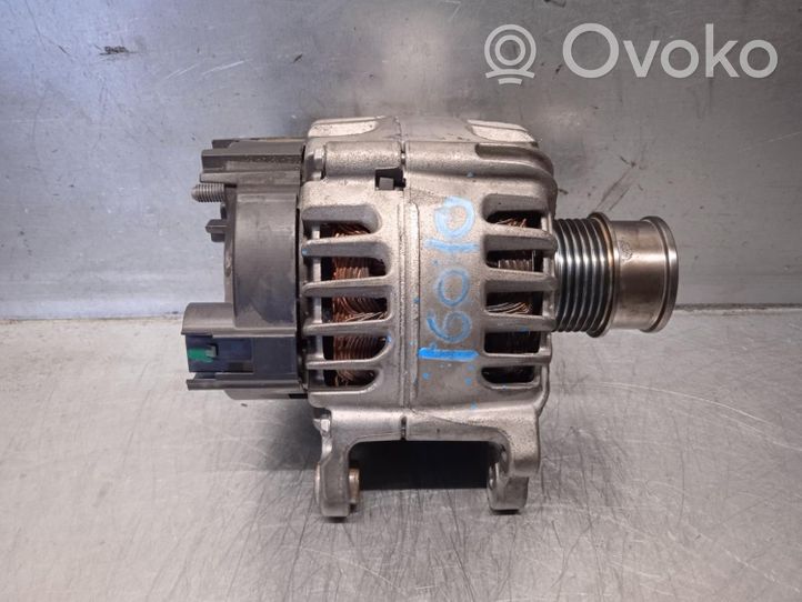 Volkswagen Polo Generatore/alternatore 04E903015