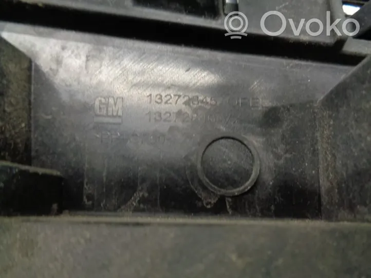 Opel Insignia A Rączka / Uchwyt klapy tylnej / bagażnika 13272845