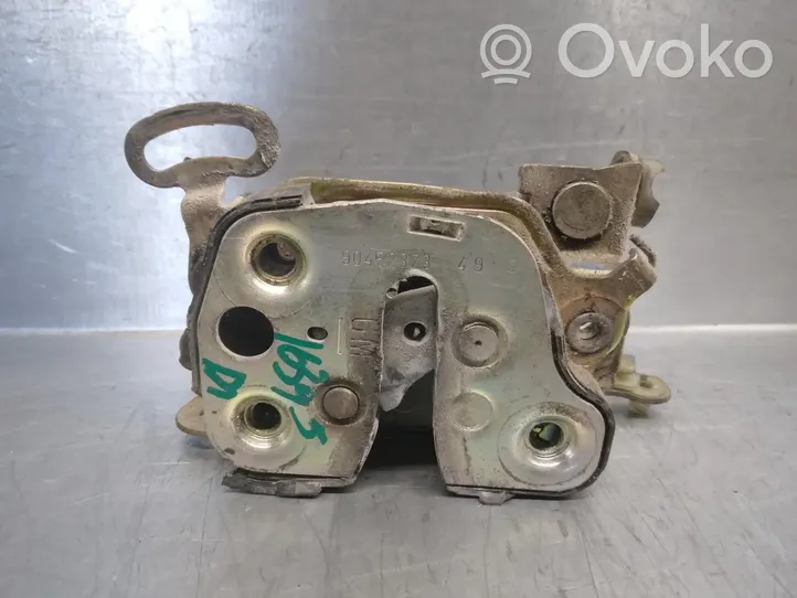 Opel Combo B Front door lock 904542373