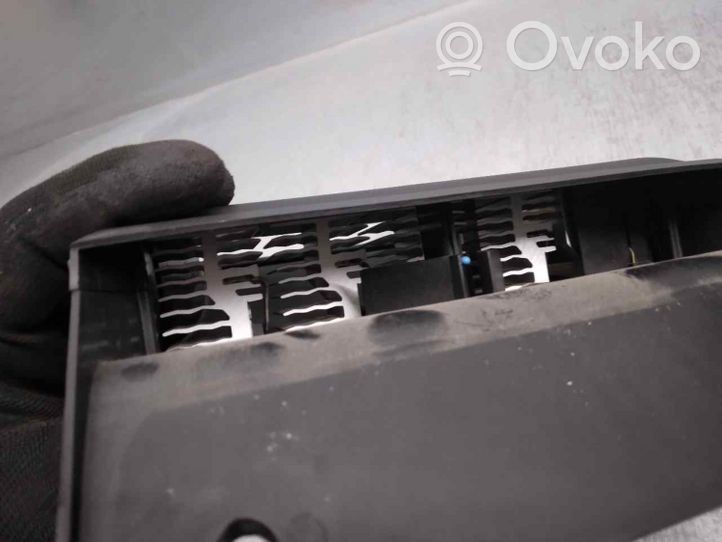Audi A8 S8 D3 4E Motorino ventola riscaldamento/resistenza ventola 4E0819014A