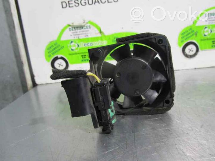 Citroen C8 Ventilateur de refroidissement de radiateur électrique 1492067080