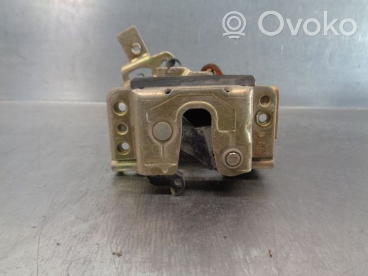 Opel Corsa A Etuoven lukko 134050