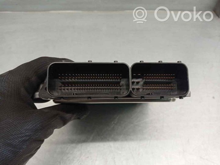 BMW 3 E90 E91 Calculateur moteur ECU 7801711