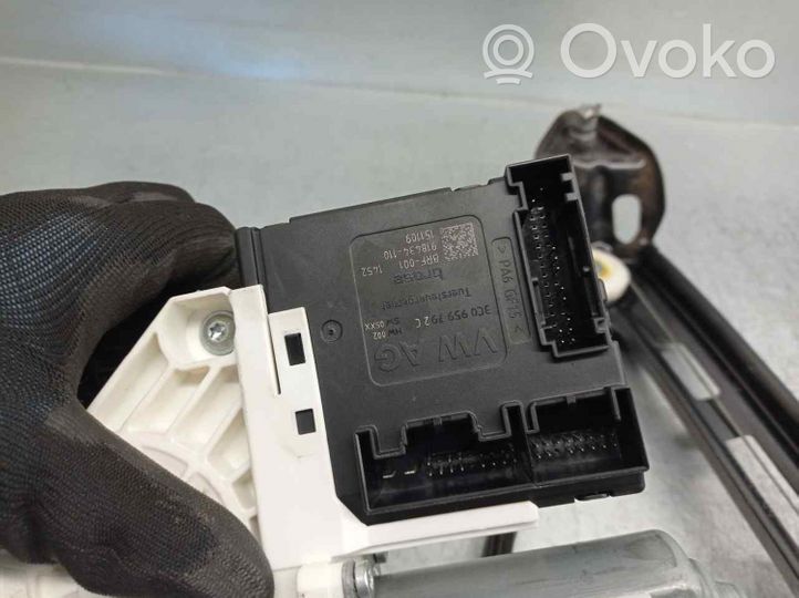 Volkswagen PASSAT CC Alzacristalli elettrico della portiera anteriore 3C8979702