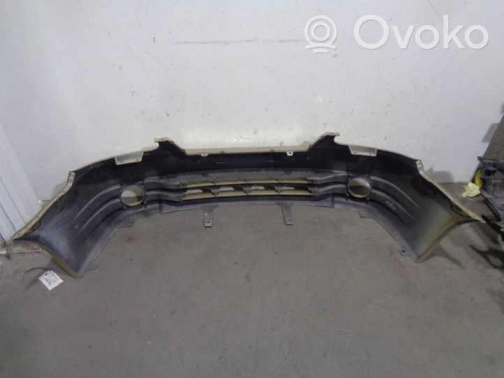 Hyundai Accent Front bumper 8651125620