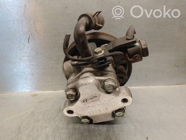 Hyundai Sonata Power steering pump 571003K200