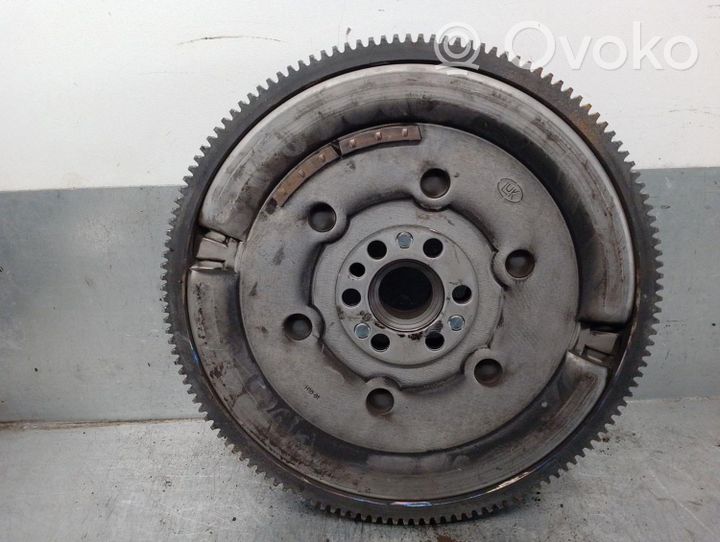 Nissan Qashqai Volano 123104345R