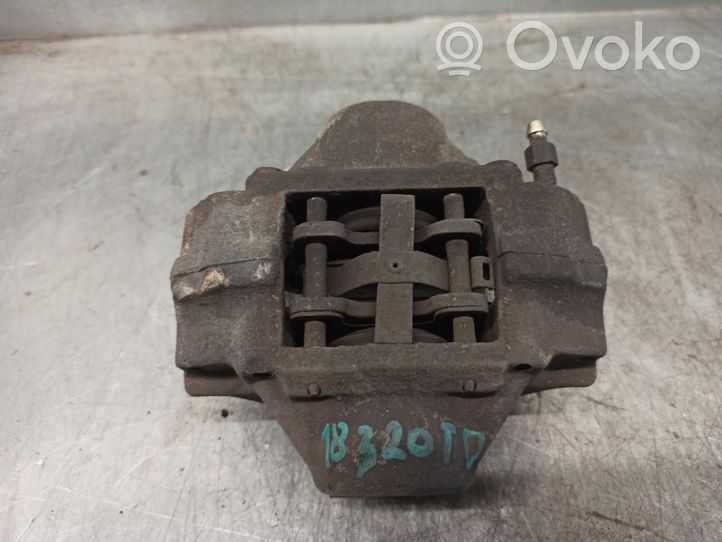 Opel Omega B1 Supporto della pinza del freno posteriore 90509205