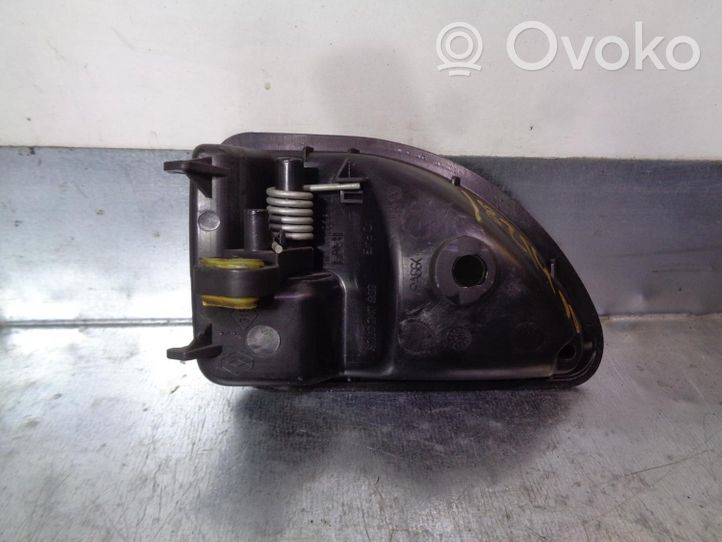 Renault Kangoo III Klamka wewnętrzna drzwi przednich 8200247803