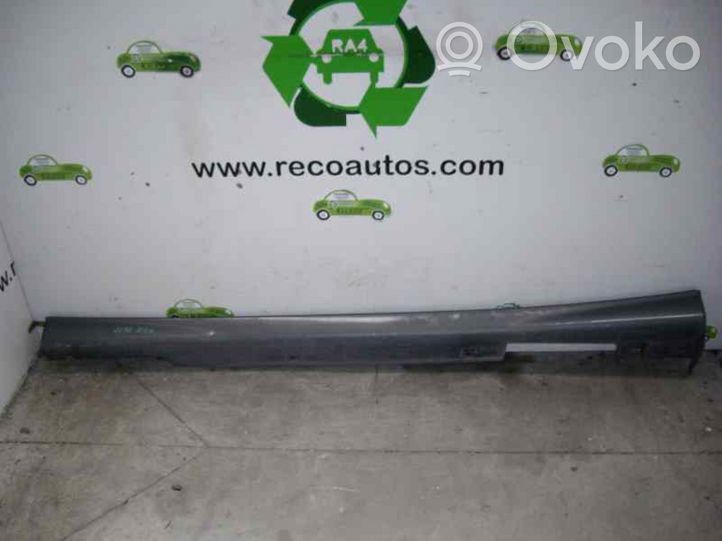 Nissan Almera Tino Rivestimento sottoporta/minigonna laterale 