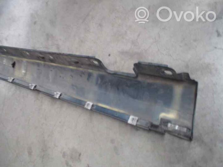 Mercedes-Benz C W203 Rivestimento sottoporta/minigonna laterale 