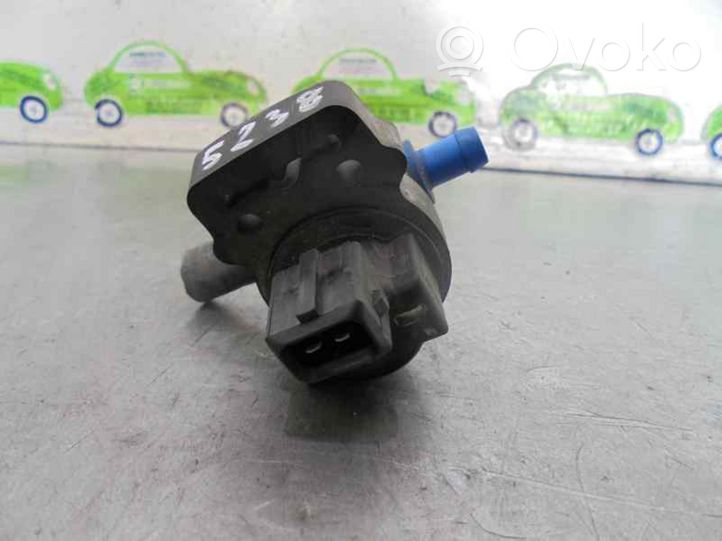 Mercedes-Benz E W211 Vacuum valve 0004703693