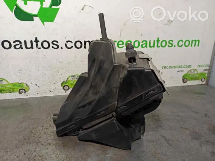 Audi A5 Oro filtro dėžė 8R0133835E