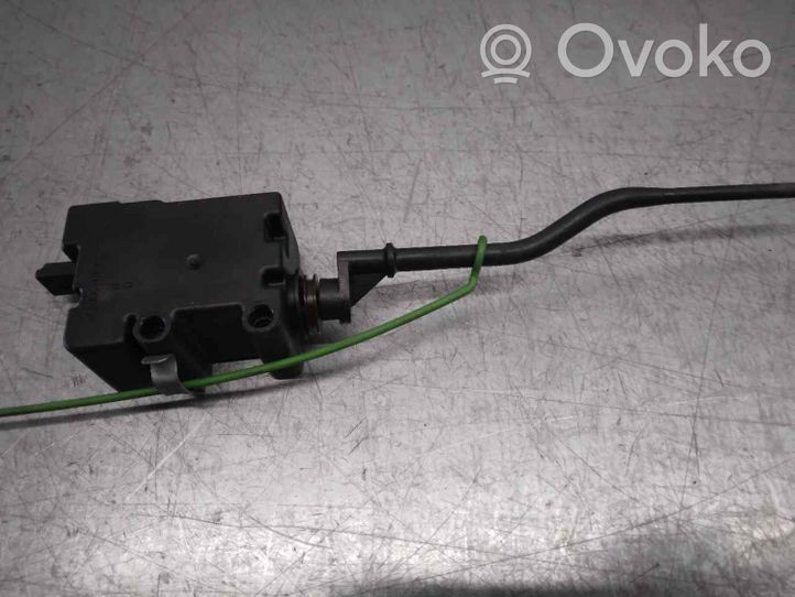 BMW 7 G11 G12 Moteur de verrouillage trappe à essence 67116924684