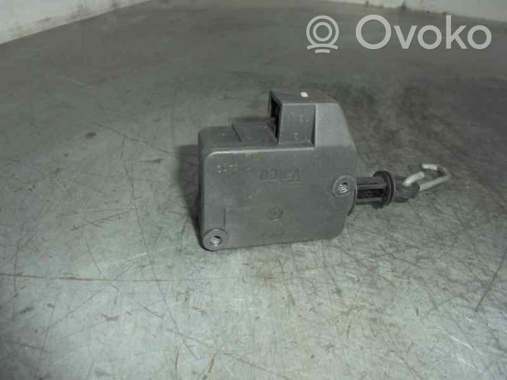 Volvo S40, V40 Motorino di blocco/chiusura del portellone del bagagliaio 