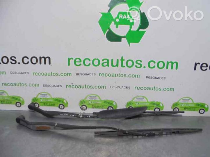 Hyundai Lantra II Braccio della spazzola tergicristallo anteriore 9832029000