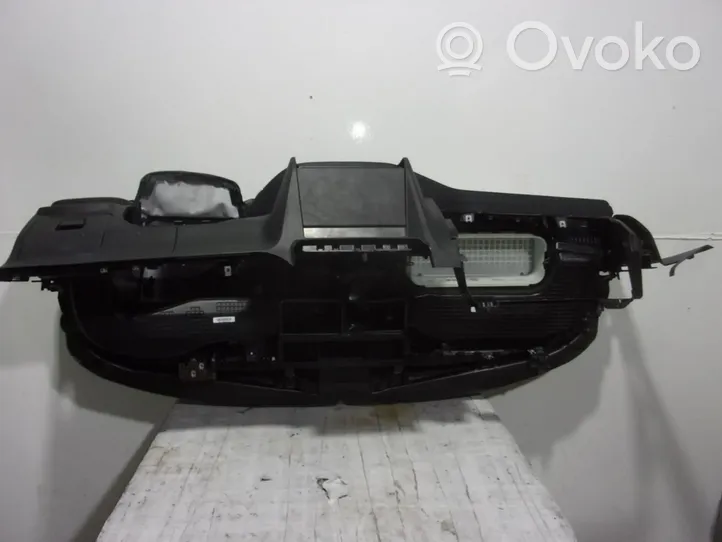 Ford Focus Dashboard 2280025