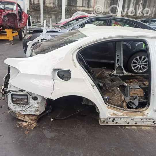 BMW 3 F30 F35 F31 Arche d'aile arrière 41007298172