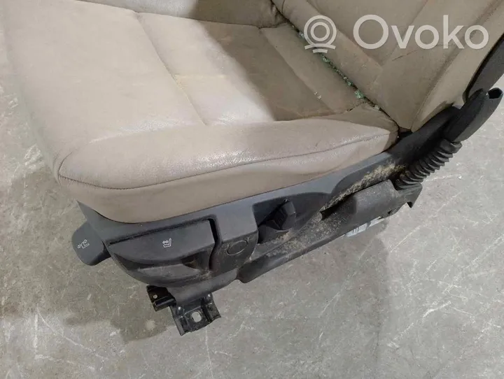 BMW 5 E39 Front driver seat 4595756