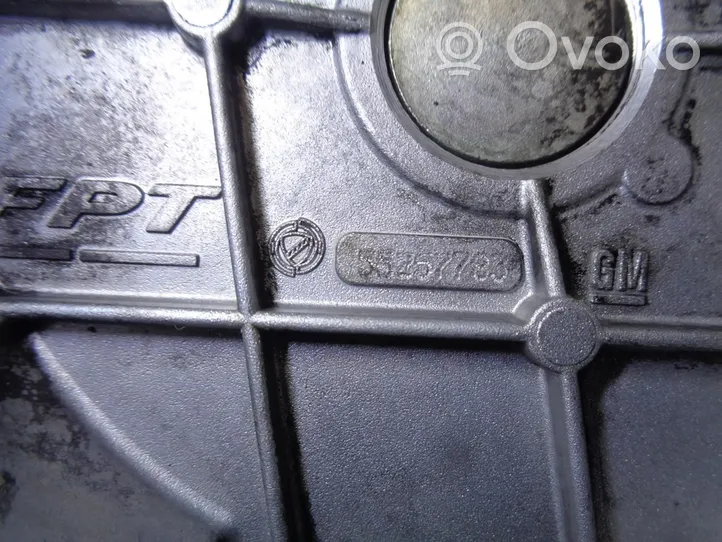 Opel Combo D Osłona łańcucha rozrządu 55257793