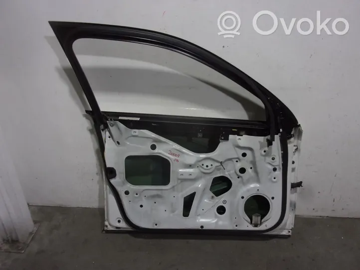 Seat Exeo (3R) Etuovi 3R0831051