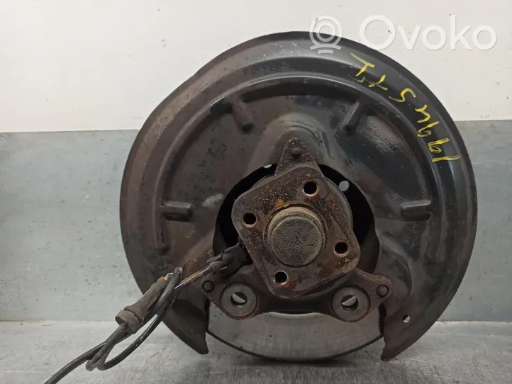 Renault Clio III Pivot de moyeu arrière 7700416374