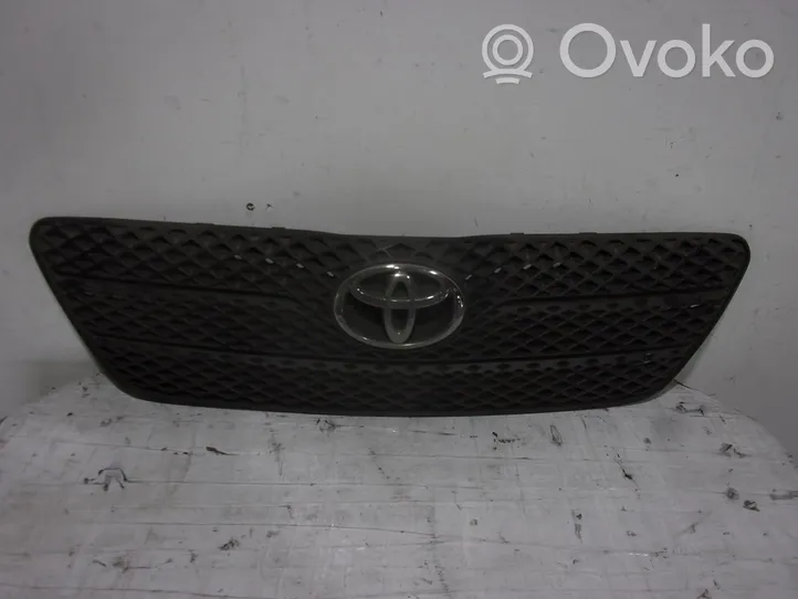 Toyota Corolla E110 Grille de calandre avant 5311102150