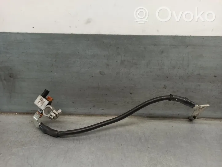 BMW 2 F46 Otros cableados 61219381606