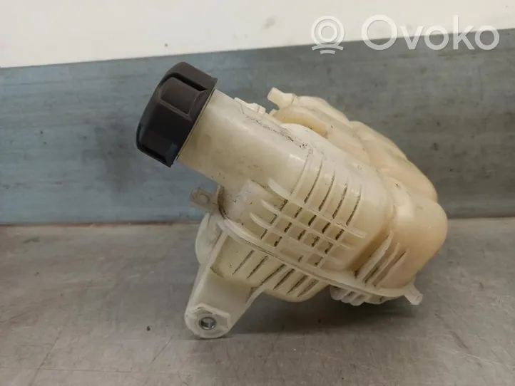 BMW 2 F46 Vase d'expansion / réservoir de liquide de refroidissement 17137617362