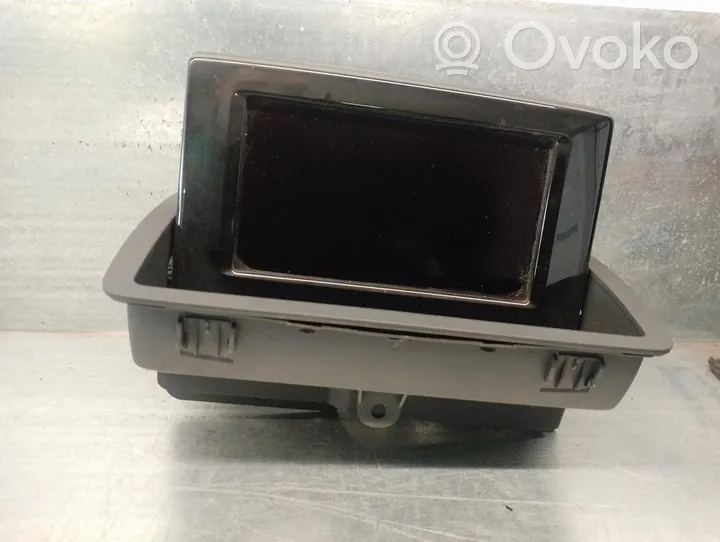 Audi Q3 8U Monitori/näyttö/pieni näyttö 8U0857273E