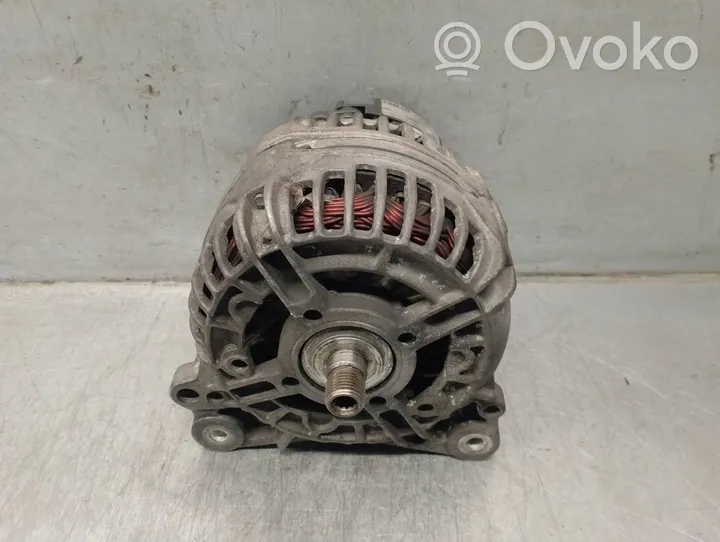 Volkswagen PASSAT B5.5 Generatore/alternatore 8EL011710471