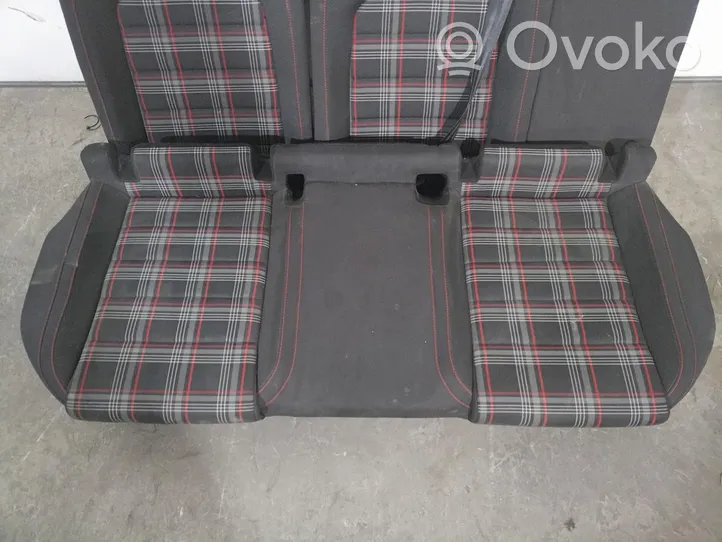 Volkswagen Golf VII Second row seats 5Q0885305C