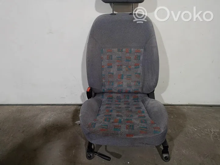 Daewoo Lanos Etumatkustajan istuin 96257563