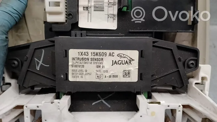 Jaguar S-Type Consola de luz del techo 1X4315K609AC