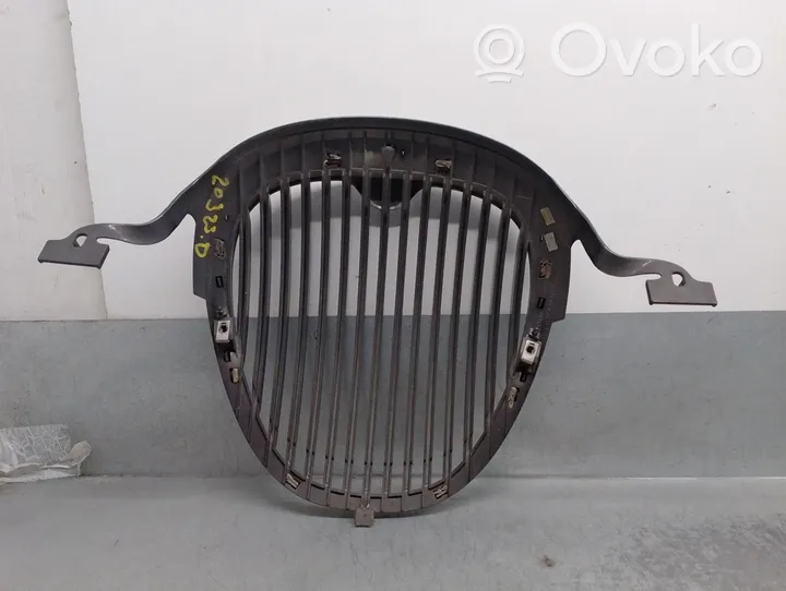 Jaguar S-Type Front grill 2R838A133AA