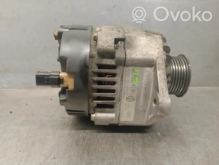 Renault Megane I Generatore/alternatore 7700105333