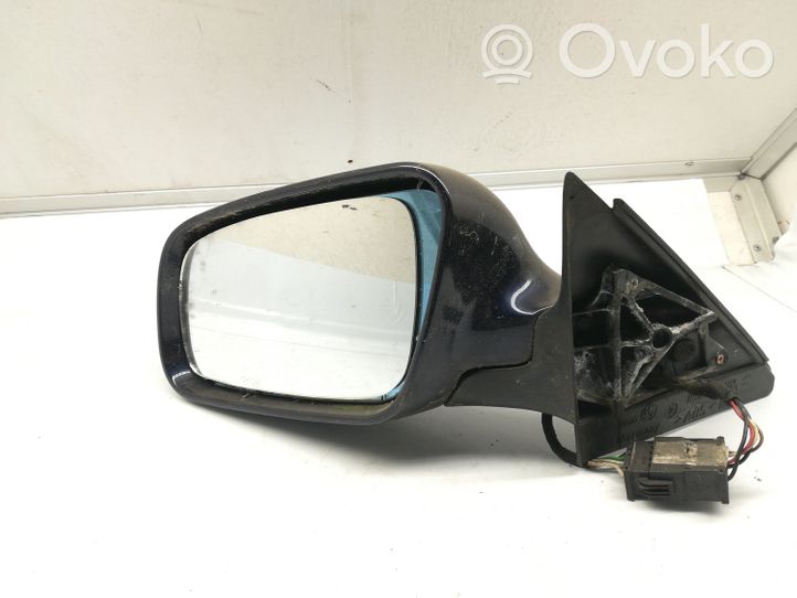 Audi A4 S4 B5 8D Front door electric wing mirror 