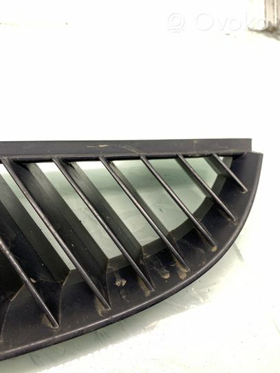 Mitsubishi Colt Front bumper lower grill 