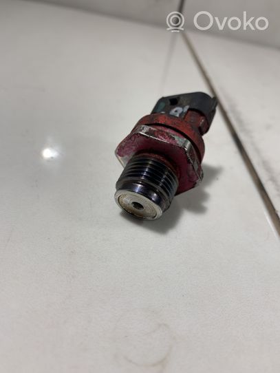 Nissan X-Trail T31 Fuel pressure sensor 