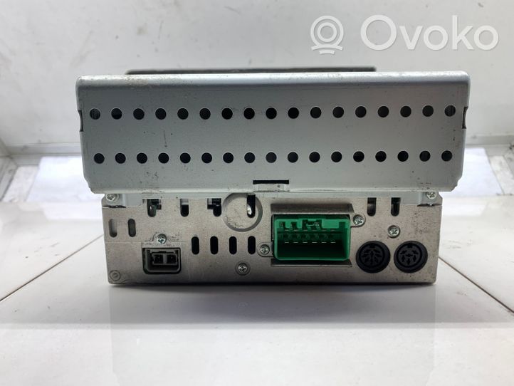 Volvo XC70 Radio/CD/DVD/GPS head unit 