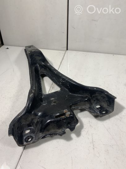 Volkswagen Golf IV Radiator support slam panel bracket 