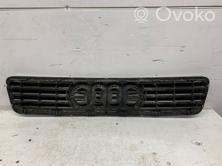 Audi A4 S4 B5 8D Atrapa chłodnicy / Grill 