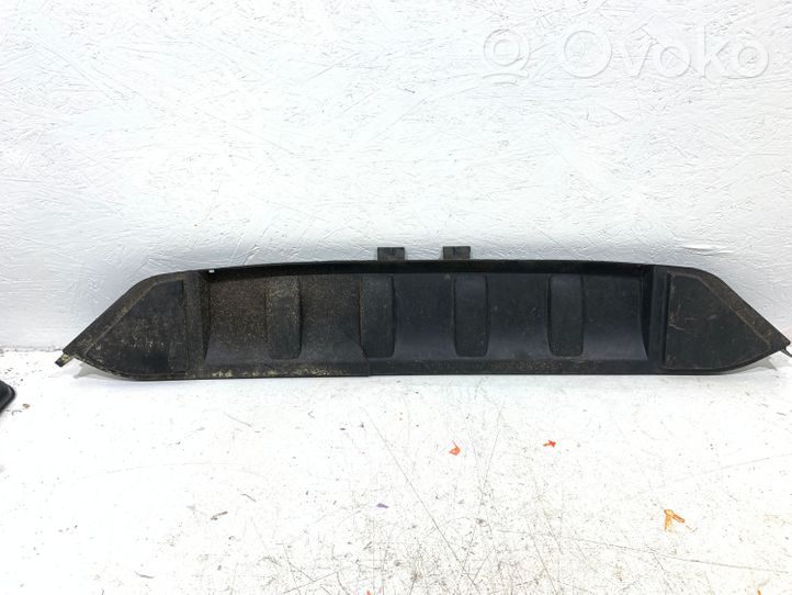 Audi Q7 4L Staffa del pannello di supporto del radiatore parte superiore 