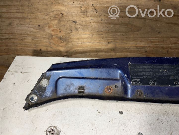 Renault Scenic I Staffa del pannello di supporto del radiatore parte superiore 7700423730