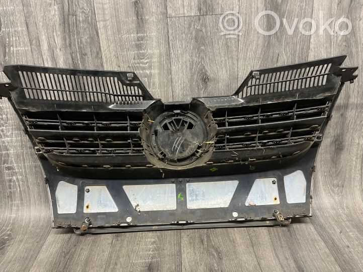 Volkswagen Golf V Maskownica / Grill / Atrapa górna chłodnicy 1K5853651