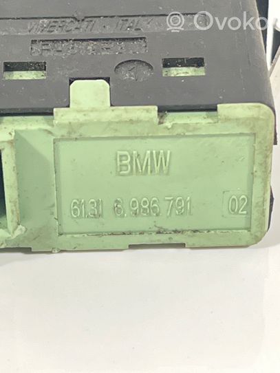 BMW X5 E70 Connettore plug in AUX 6986791